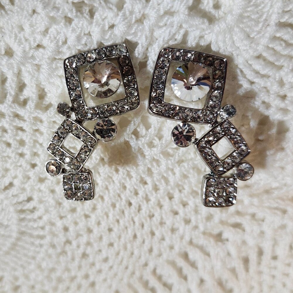 Geometric rhinestone earrings